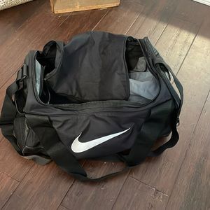 Nike duffle bag